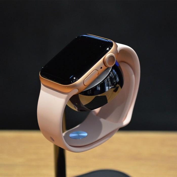 б/в Apple Watch Series 3, 38мм (Gold)